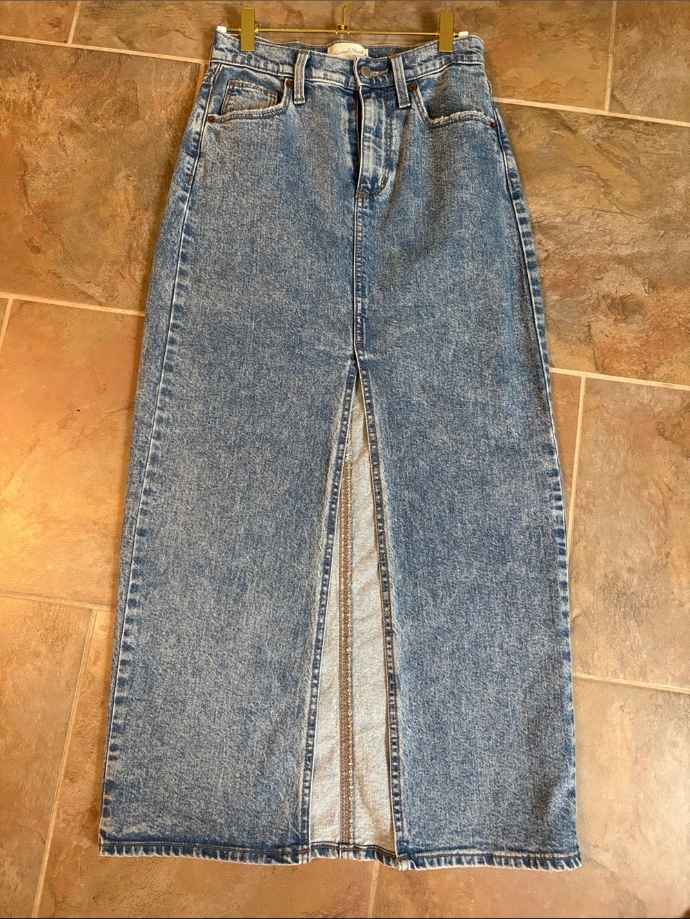 UNIVERSAL THREAD FRONT SLIT MAXI DENIM SKIRT- size 0